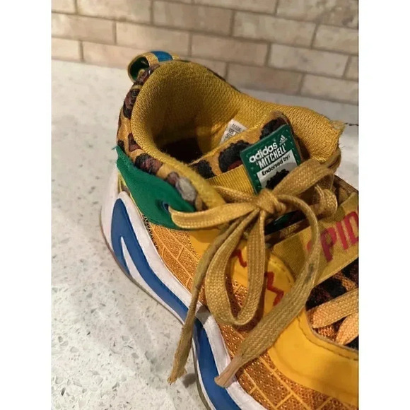 Adidas D.o.n donovan Mitchell lego shoes sz kids 3.5 b25 - Picture 11 of 12